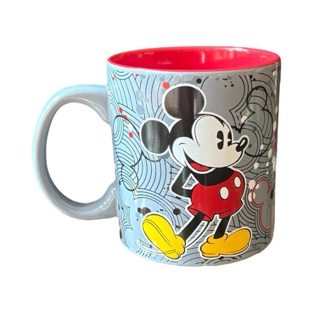Mickey Mouse 20 oz mug - Picture 2 of 4